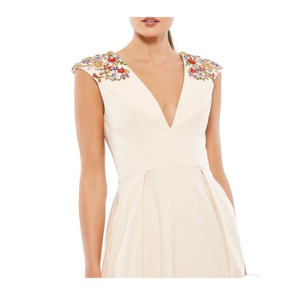 Mac Duggal / Beaded Cap Sleeve V Neck A Line Gown / Boho Formal Event Maxi Dress - Picture 1 of 6